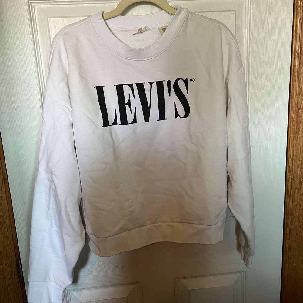 Levis cropped sweater